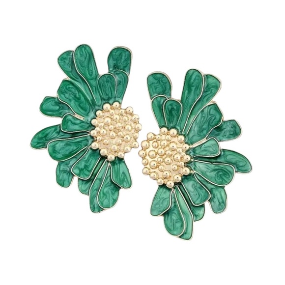 Whimsy_and_Rose Jewelry - Exquisite Green Flower Design Stud Earrings